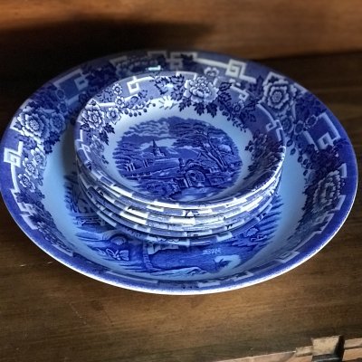 Vintage bowl with 6 fruit bowl 