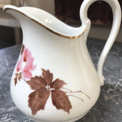 Vintage coffee set with leaves and flowers