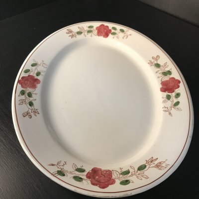 Vintage ovael serving platter with red flowers