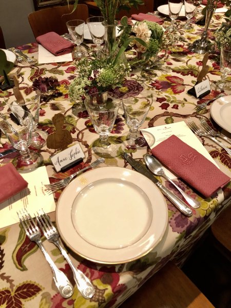PRIVATE LUNCH