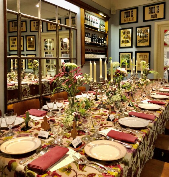 PRIVATE DINNER