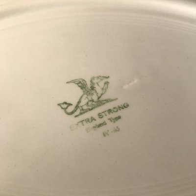 Vintage oval tray with small flower decoration