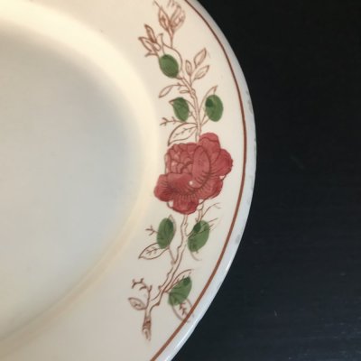 Vassoio ovale vintage con rose rosse