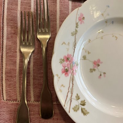 vintage table set decorated with peach flowers